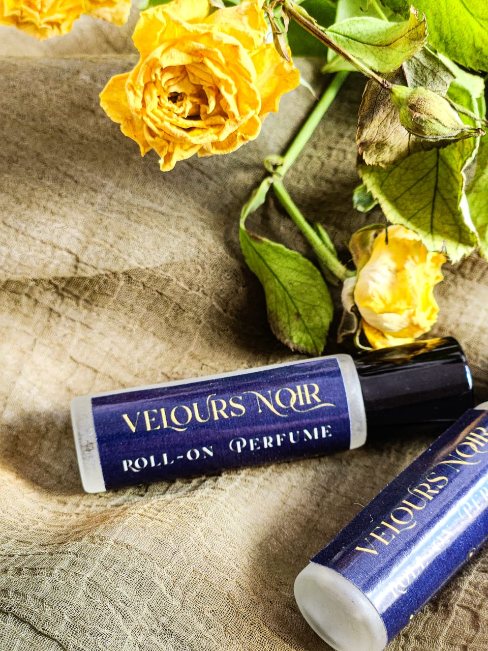 Velours Noir Roll-On Perfume